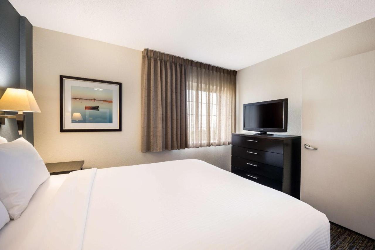 โซเนสตา ซิมพลี สวีท โอคลาโฮมา ซิตี้ แอร์พอร์ต Hotel โอคลาโฮมาซิตี้ ภายนอก รูปภาพ