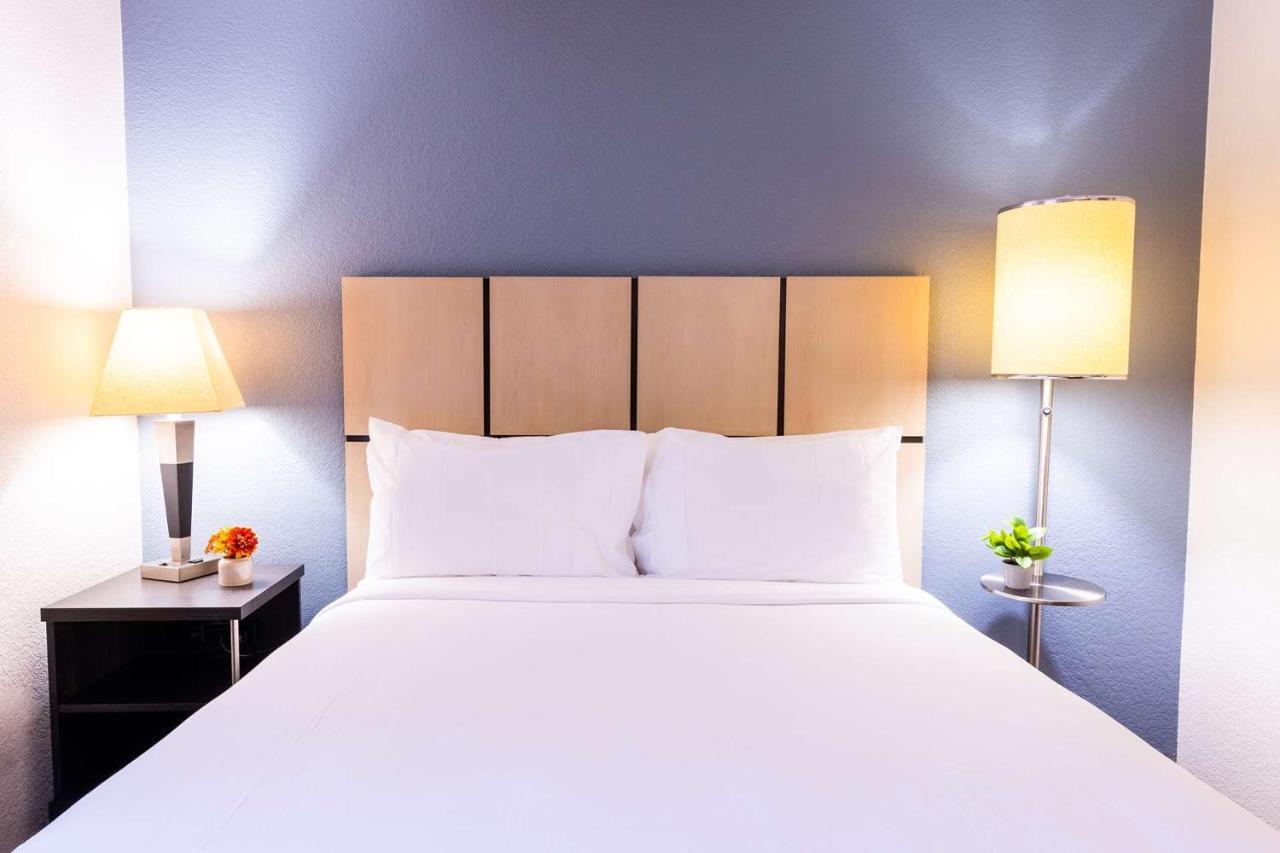 โซเนสตา ซิมพลี สวีท โอคลาโฮมา ซิตี้ แอร์พอร์ต Hotel โอคลาโฮมาซิตี้ ภายนอก รูปภาพ